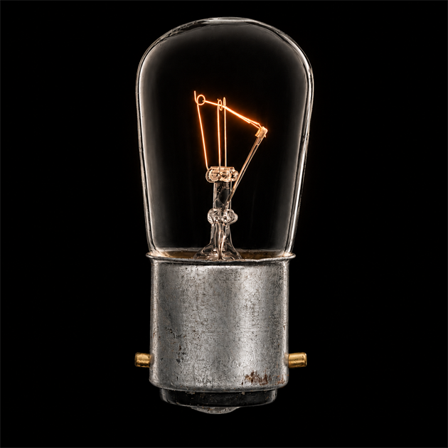 Päronlampa klar B22 15W